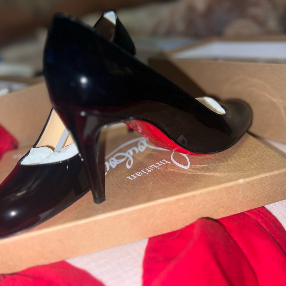 Christian Louboutin Simple Pumps